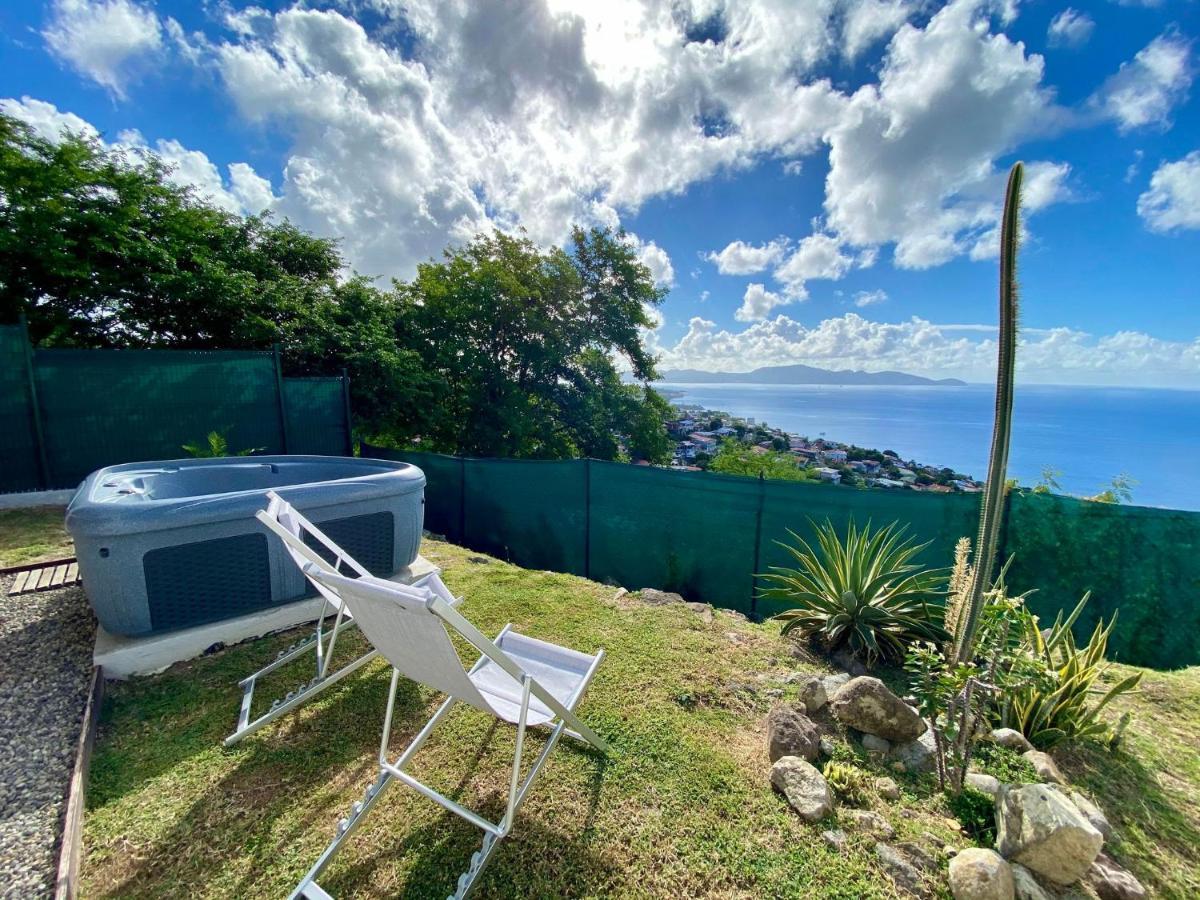 Bungalow Palbea Superieur Avec Spa Et Vue Mer Schoelcher Luaran gambar