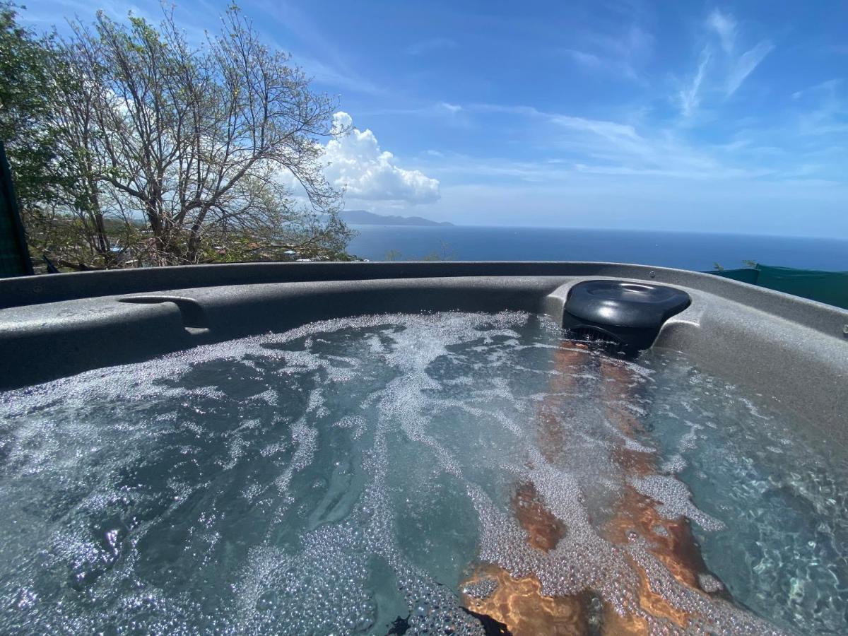 Bungalow Palbea Superieur Avec Spa Et Vue Mer Schoelcher Luaran gambar